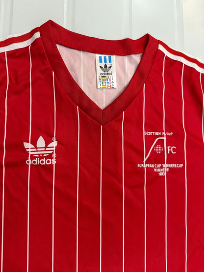 Retro Aberdeen 1982/1983 Home Fan Version Football Jersey
