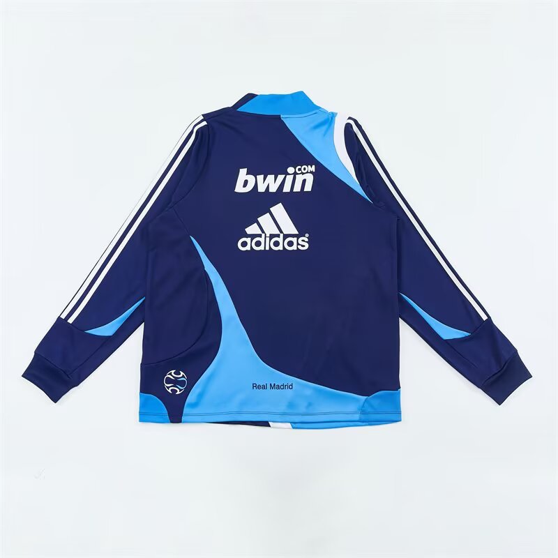 Retro Real Madrid 2006/2007 Fan Version Tracksuit