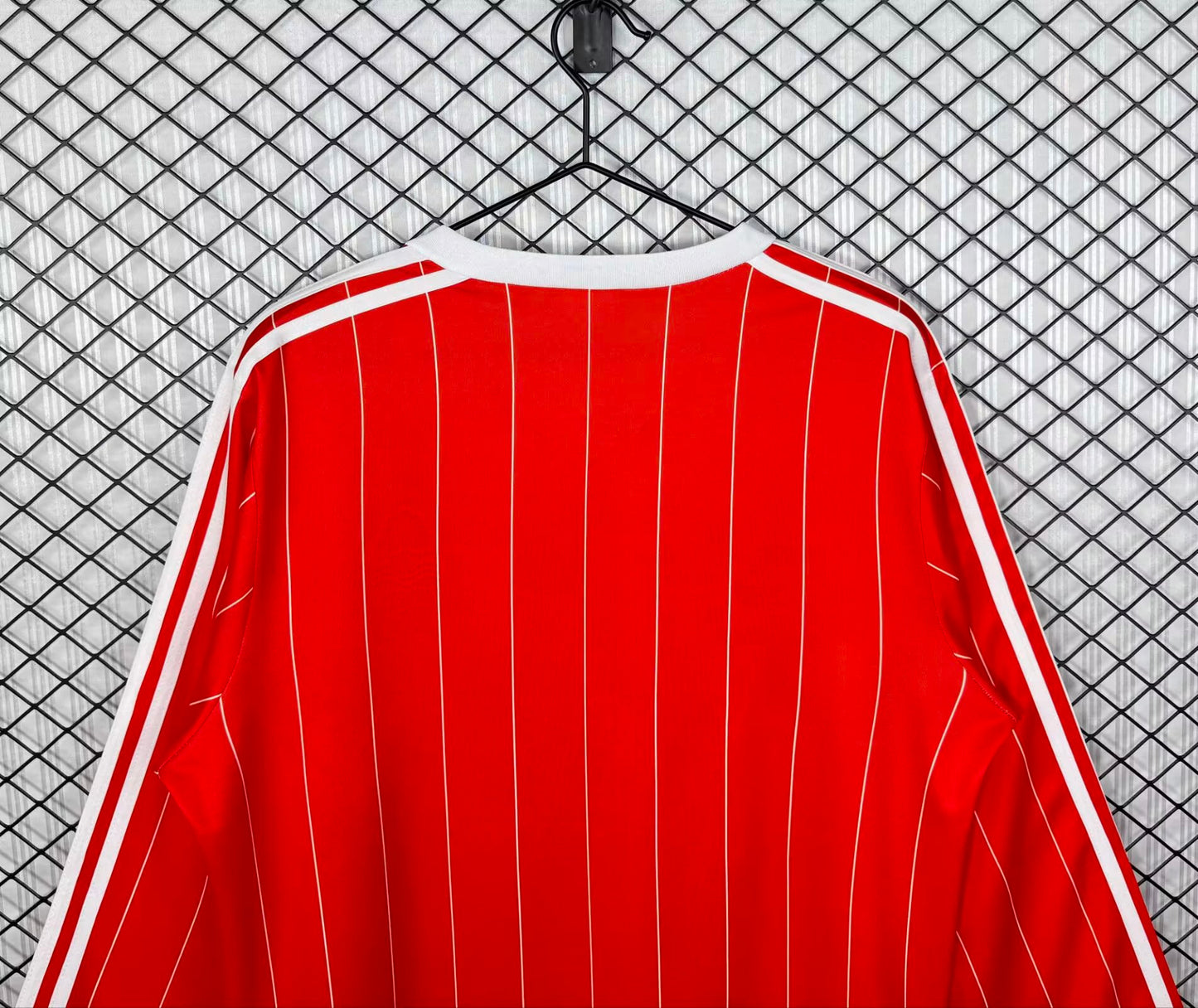 Retro Nottingham Forest Home Long Sleeve Jersey 1982-1984