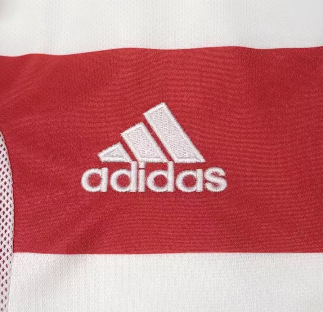 Retro Turkey 2002 Away Football Jersey