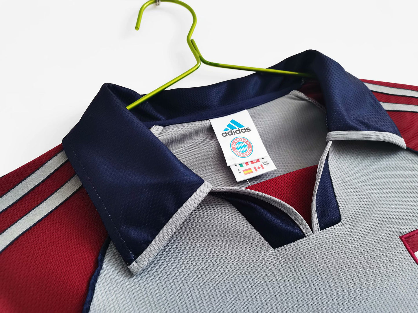Retro Bayern Munich 1998/1999 Away Football Jersey