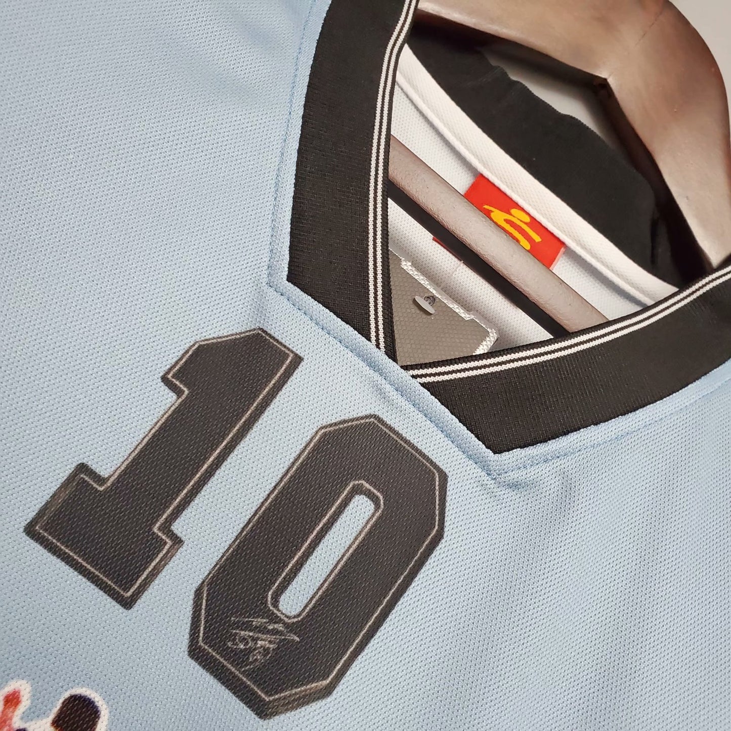 Retro Argentina Maradona Commemorative 2001 Football Jersey