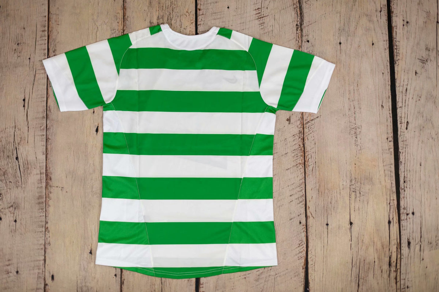 Retro Celtic 2005/2006 Home Football Jersey