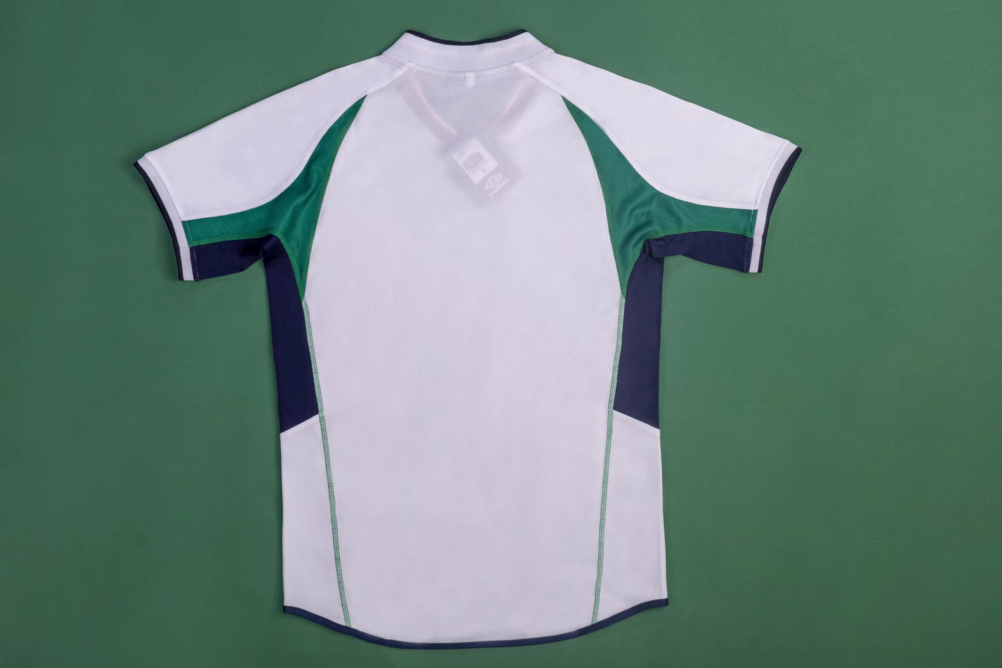 Retro Ireland 2002 Away Football Jersey