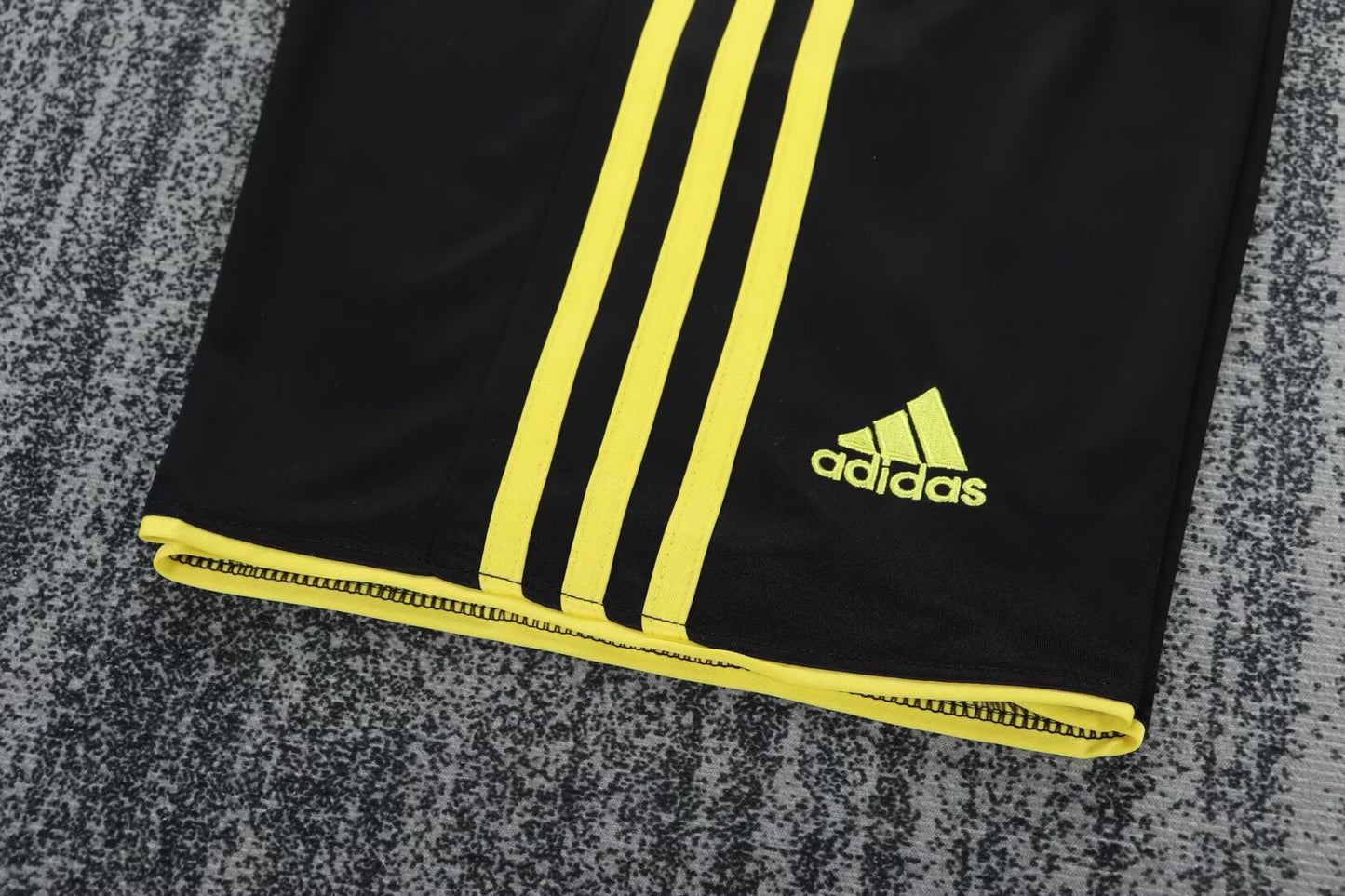 Retro Liverpool 2010/2011 Kids Third Away Football Jersey
