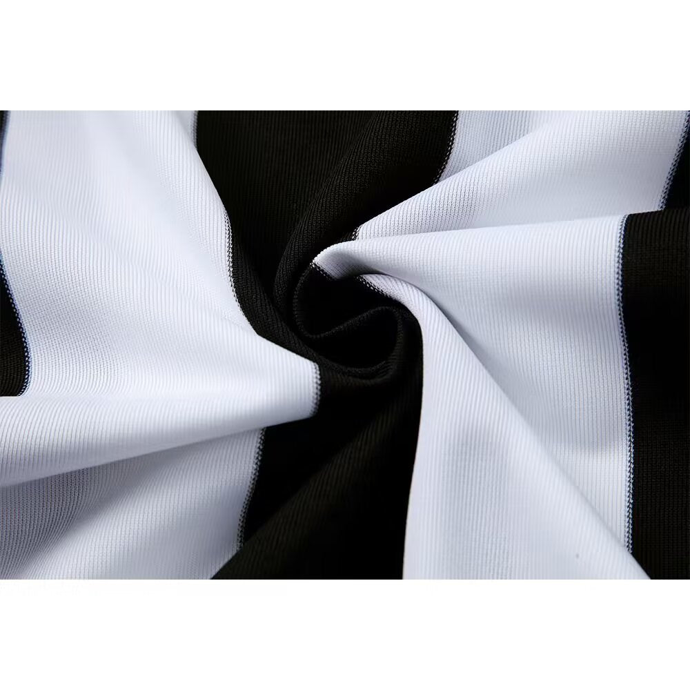 Retro Newcastle United 2004/2006 Home Fan Version Football Jersey