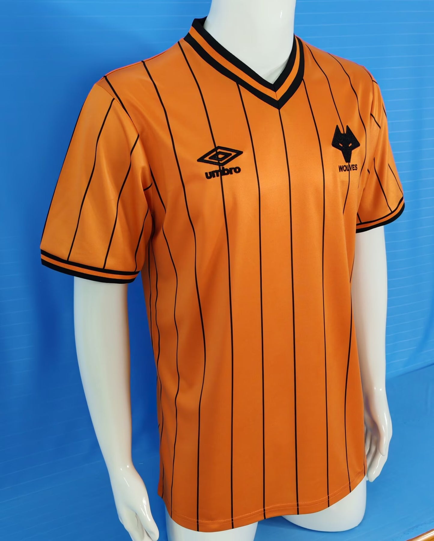 Retro Wolverhampton Wanderers 1985 Home Fan Version Football Jersey