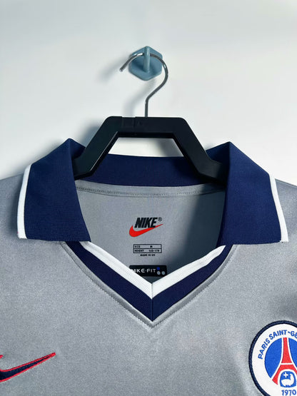 Retro PSG Paris 2000/2001 Away Football Jersey