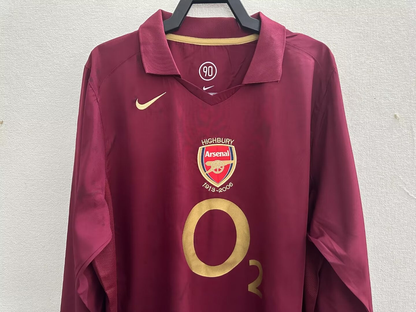 Retro Arsenal 2005/2006 Home Football Jersey