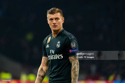 Retro Real Madrid 2018/2019 Away Player Version Football Jersey