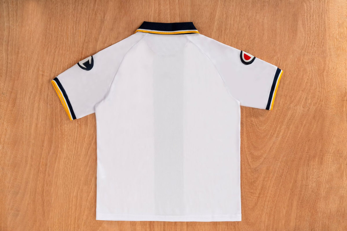 Retro Parma 2005/2006 Away Football Jersey