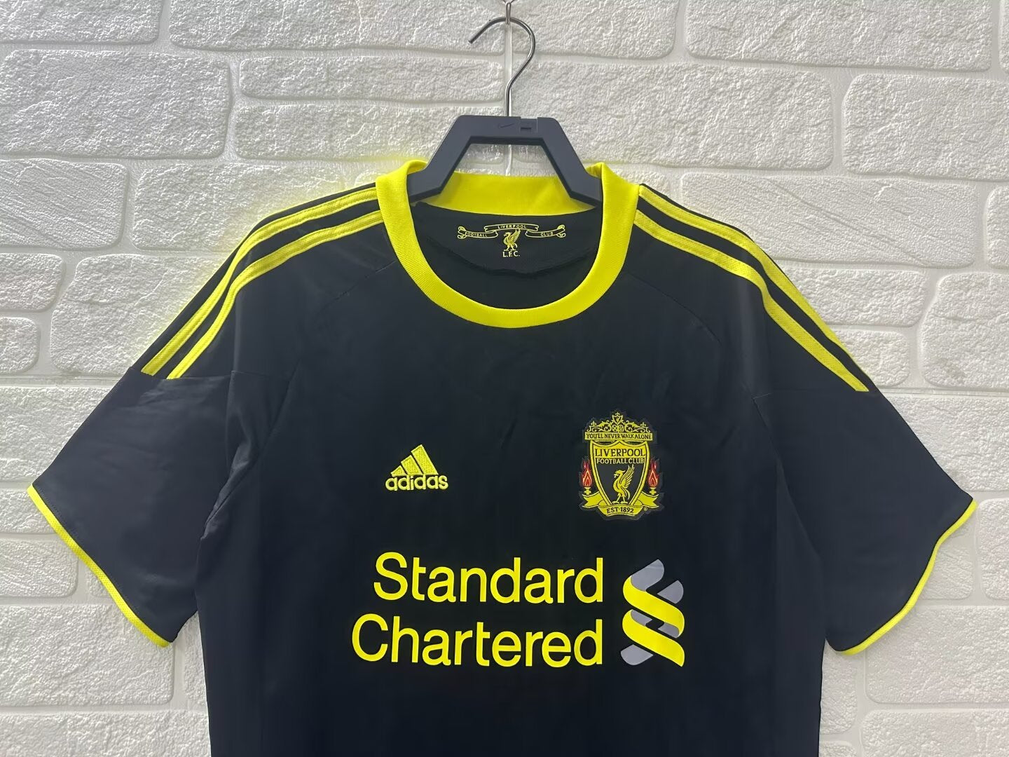 Retro Liverpool 2010/2011 Away Football Jersey