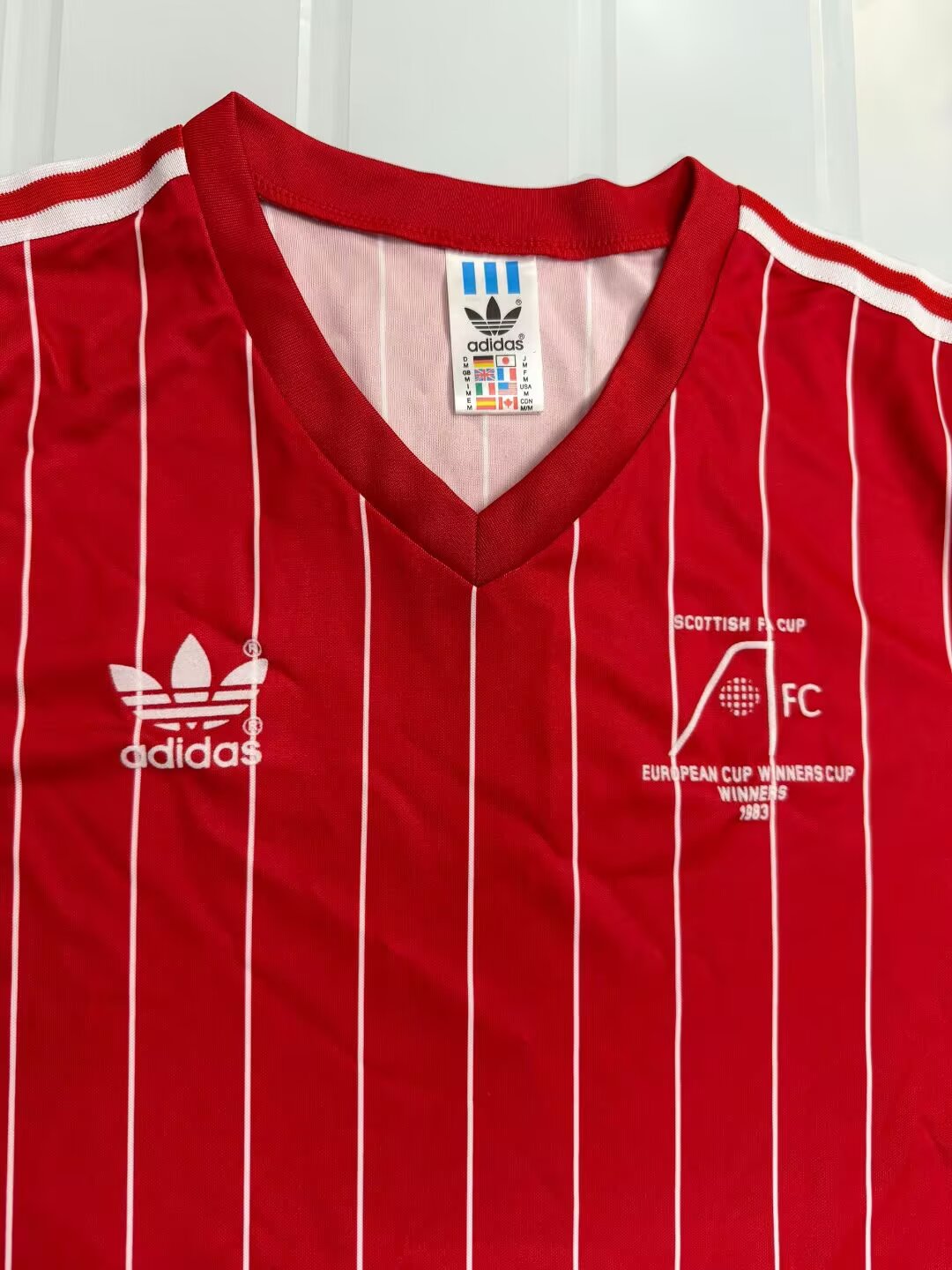 Retro Aberdeen F.C. 1982/1983 Home Fan Version Football Jersey