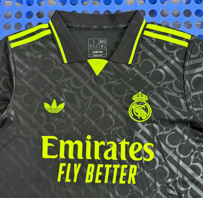 Real Madrid Special Edition 2025/2026 Fan Version Tracksuit
