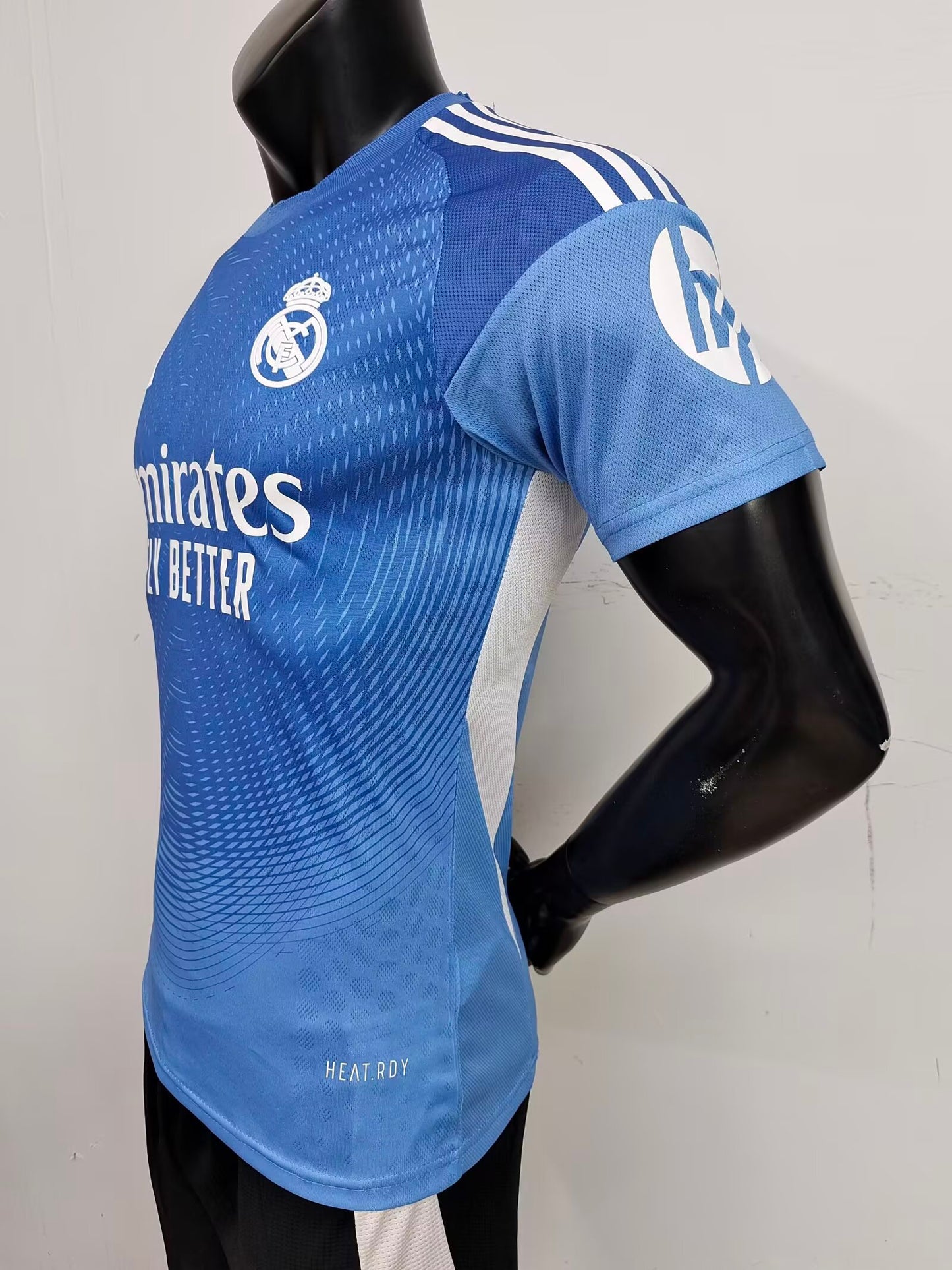 Real Madrid 2025/2026 Goalkeeper Player Version Football Jersey