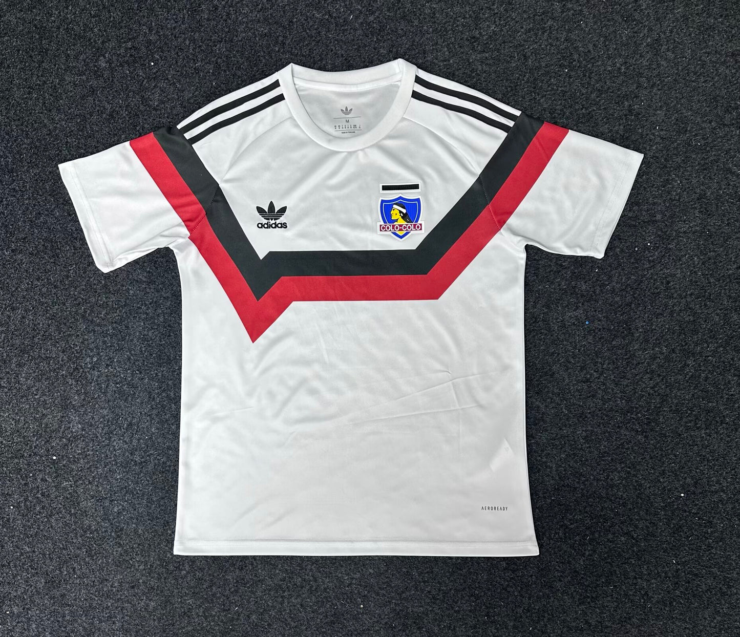 Retro Colo-Colo Special Edition 2025/2026 Fan Version Football Jersey