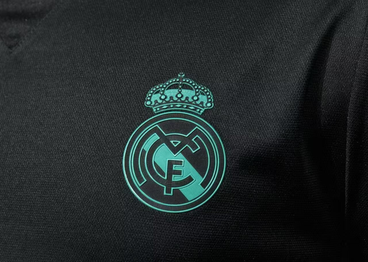 Retro Real Madrid 2017/2018 Away Player Version Football Jersey