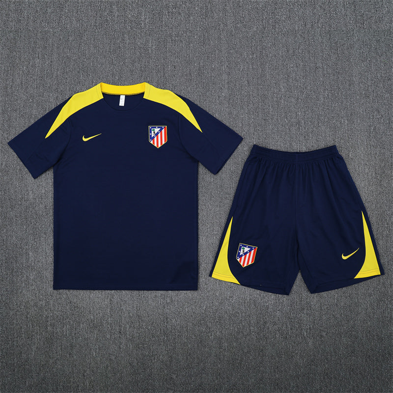 Manchester United 2025/2026 Kids Fan Version Tracksuit