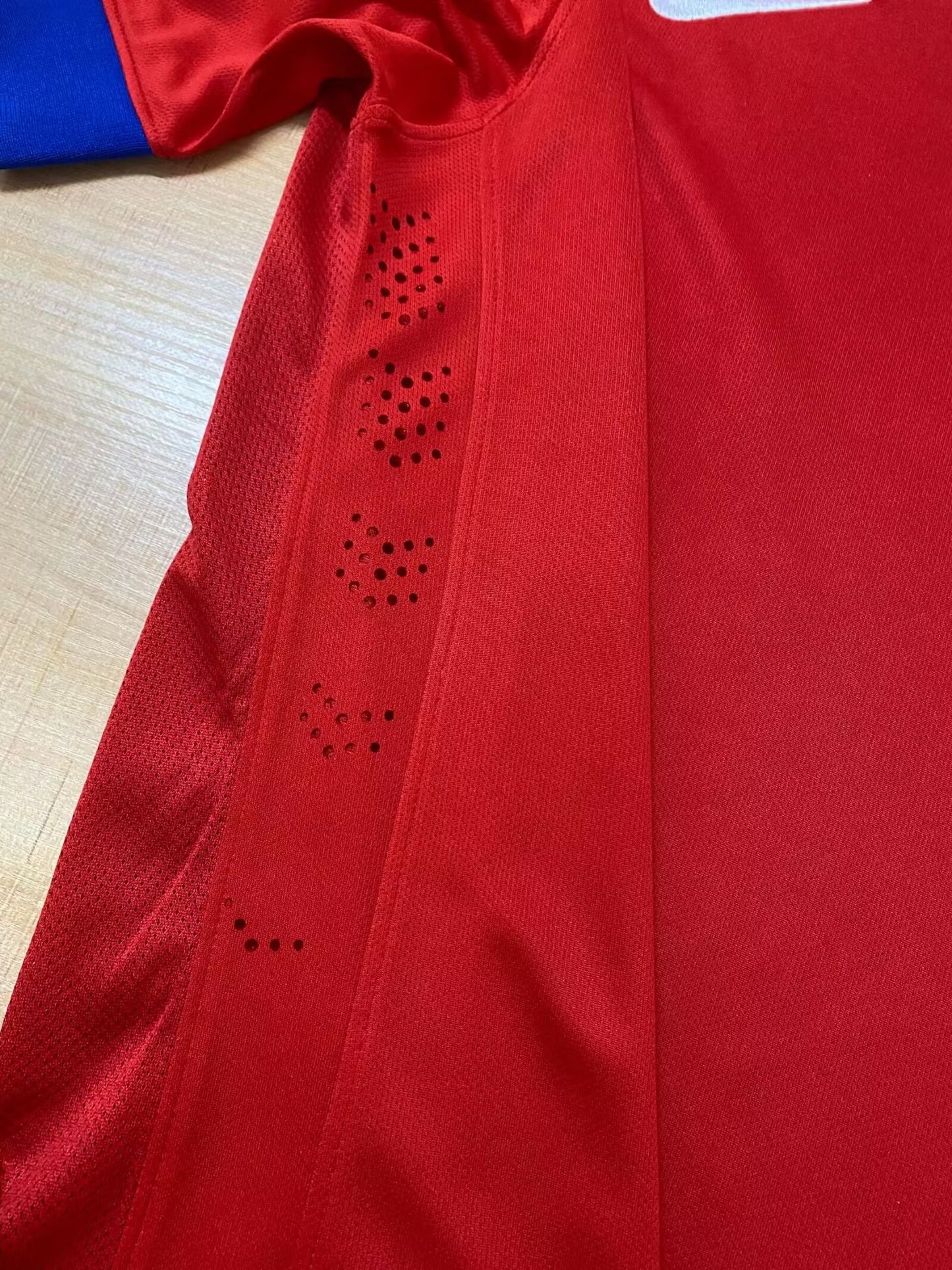 Retro Chile 2015/2016 Home Fan Version Football Jersey