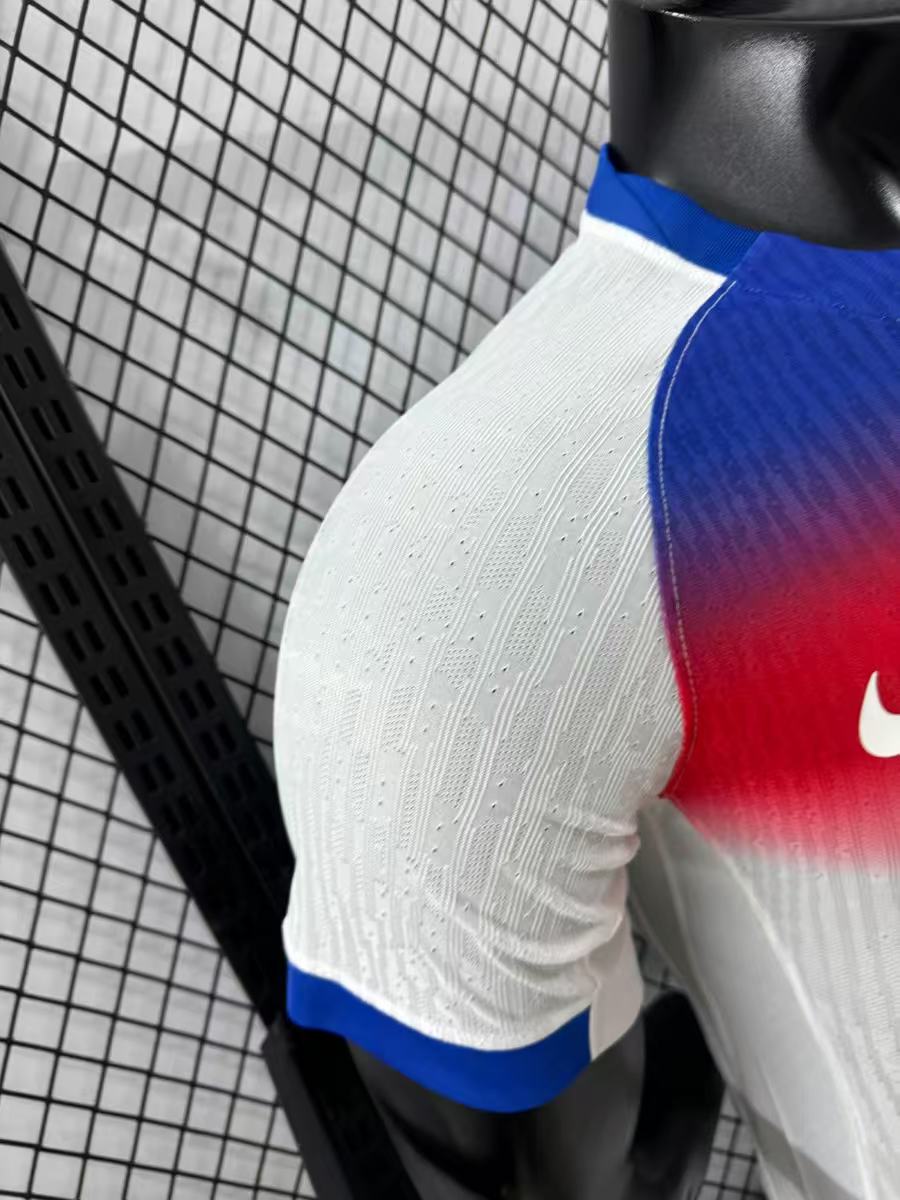 England 2025/2026 Home Player Version Football Jersey