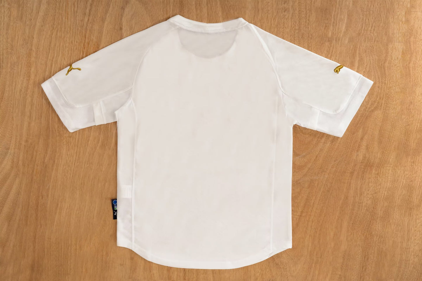 Retro Italy 2004 Away Football Jersey