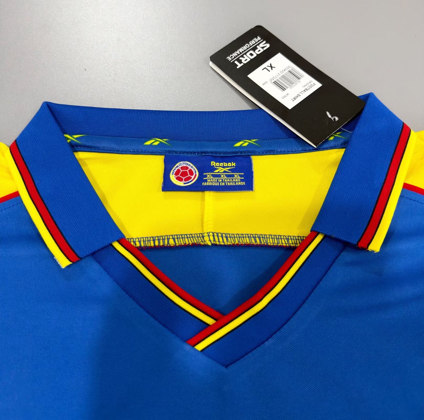 Retro Colombia 1998 Away Football Jersey