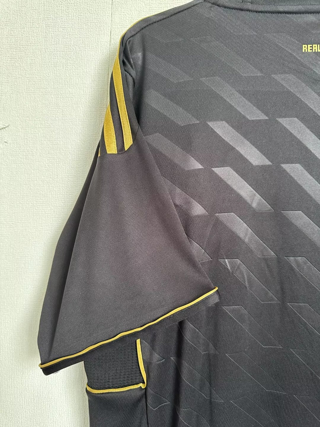 Retro Real Madrid 2011/2012 Away Football Jersey