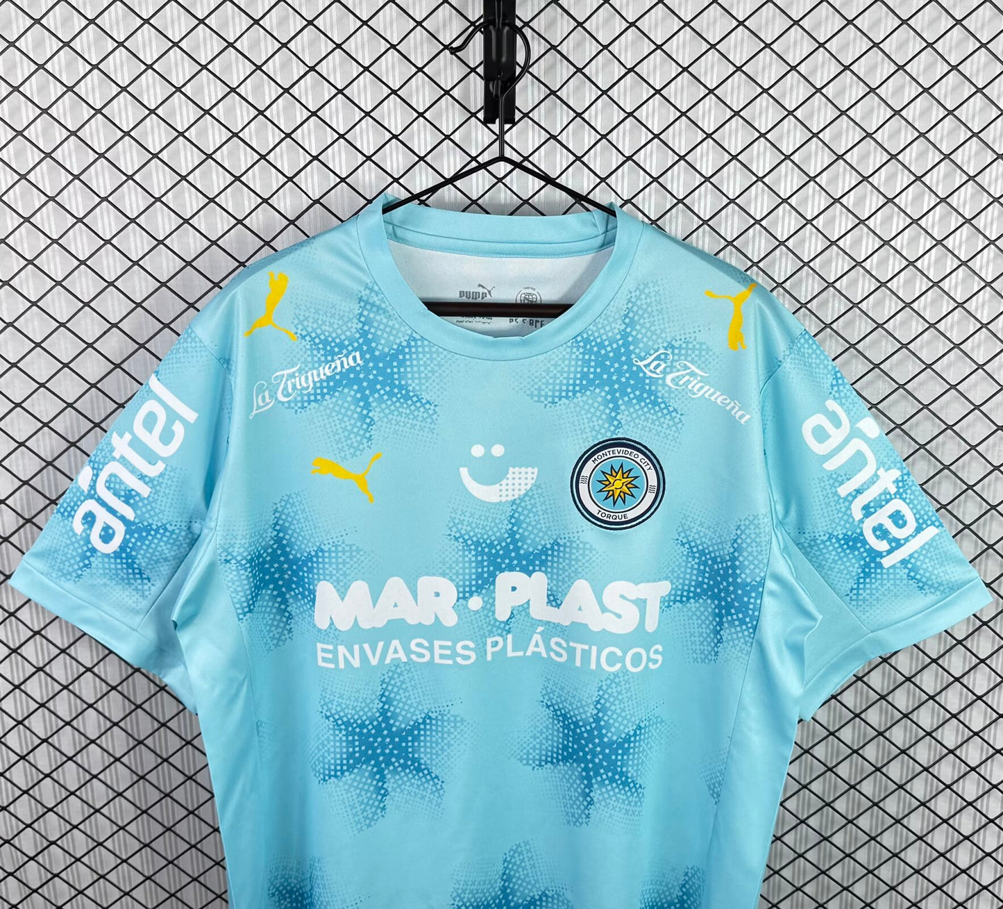 Reading 2026/2027 Home Fan Version Football Jersey