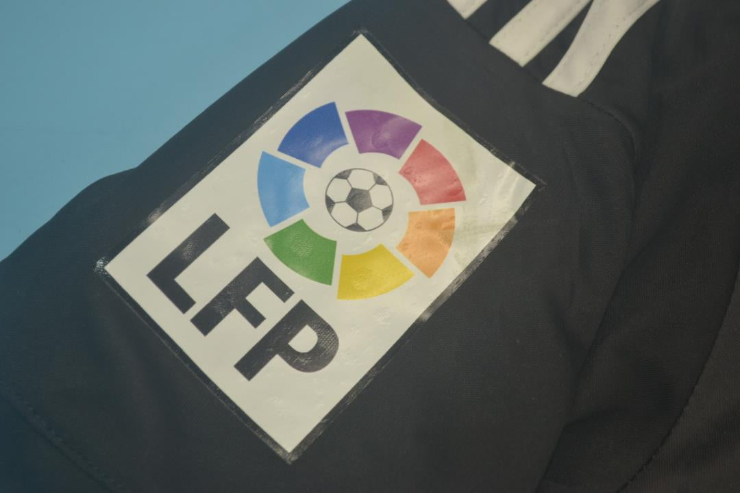 Retro Real Madrid 2014/2015 Third Football Jersey