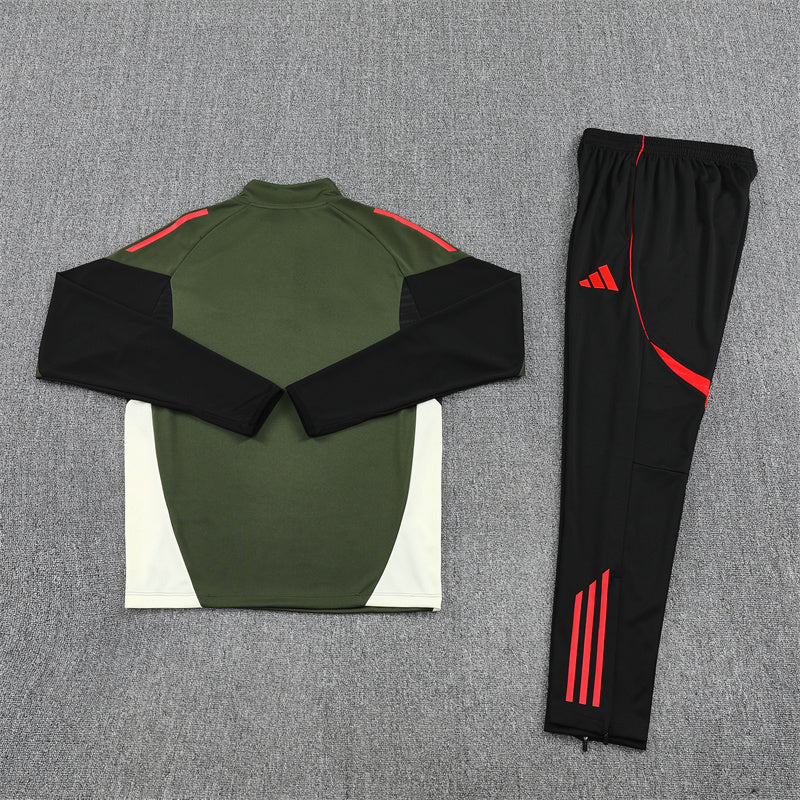 Bayern Munich 2025/2026 Kids Tracksuit