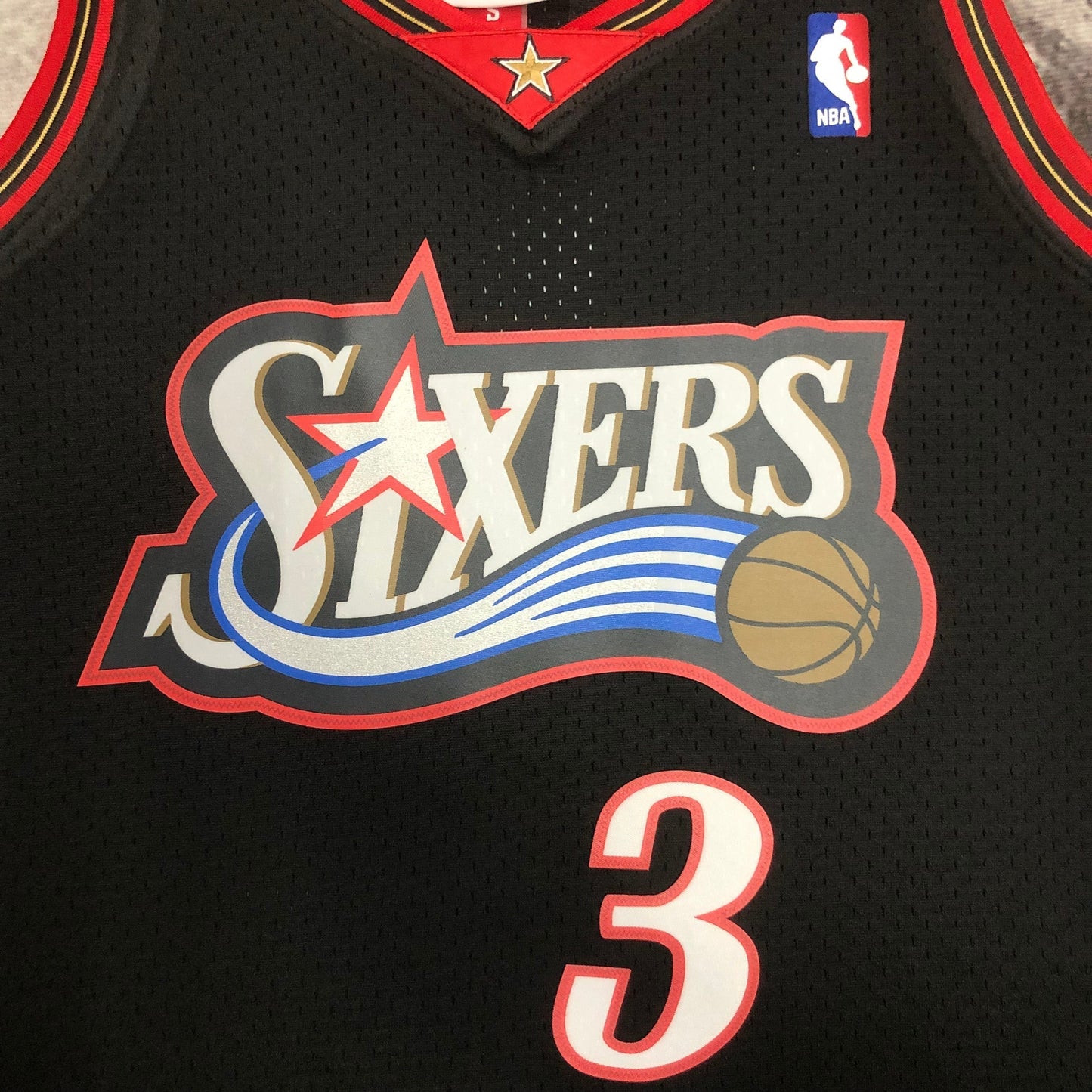 Retro Philadelphia 76ers 1997/1998 Football Jersey
