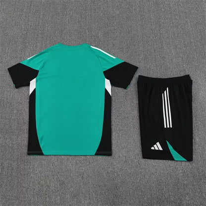 Liverpool 2025/2026 Kids Fan Version Tracksuit