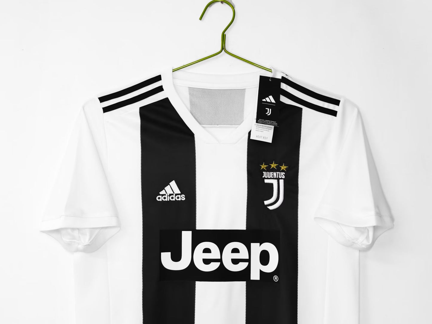 Retro Juventus 2018/2019 Home Football Jersey