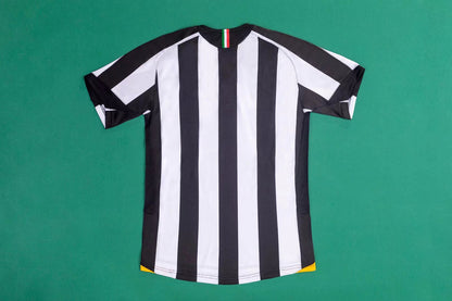 Retro Juventus 2005/2006 Home Football Jersey