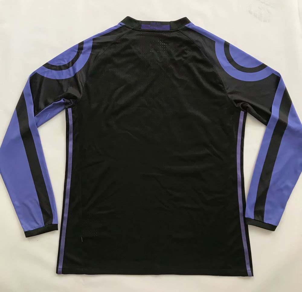 Retro Real Madrid 2016/2017 Away Football Jersey