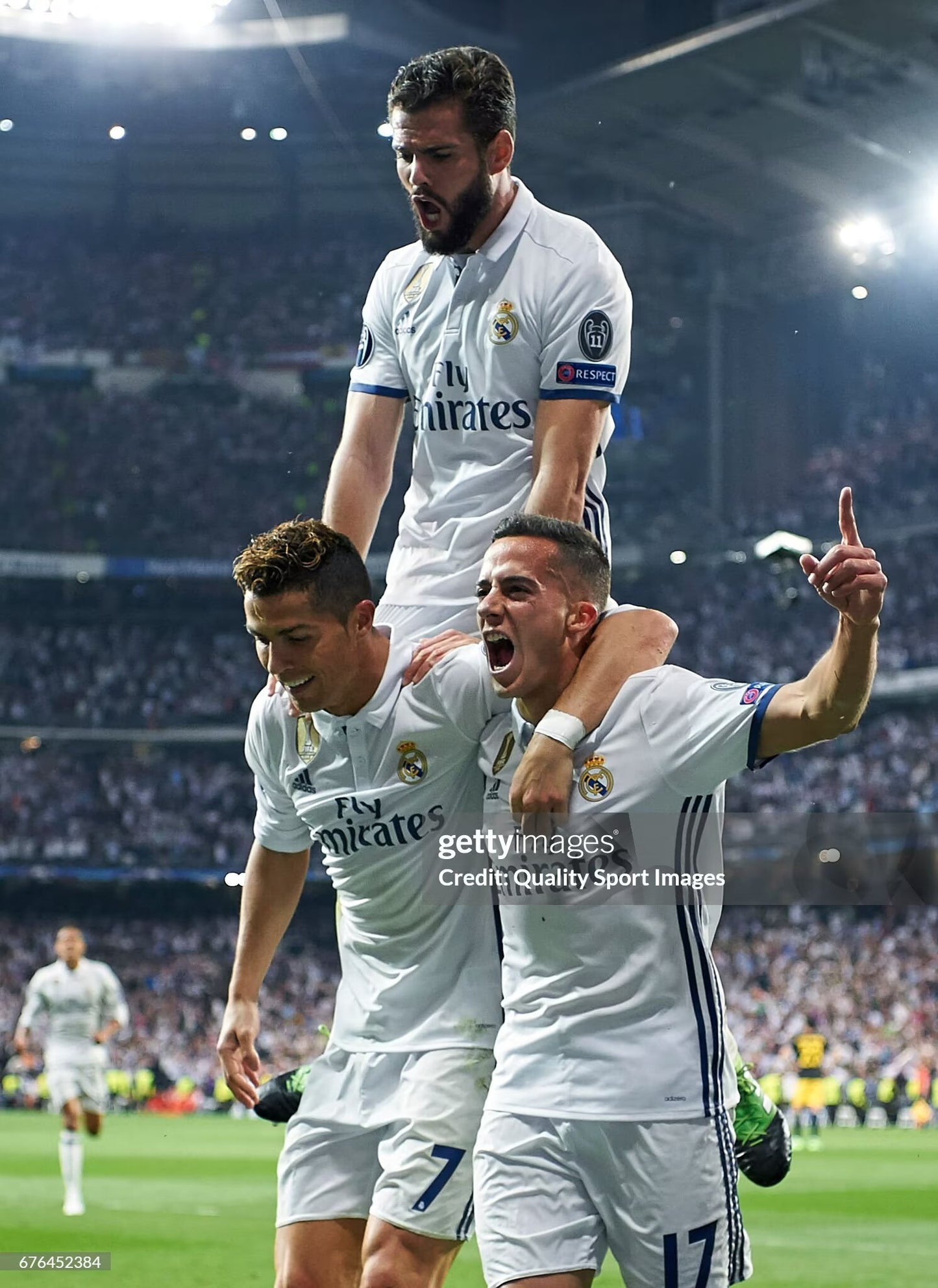 Retro Real Madrid 2016/2017 Home Player Version Football Jersey