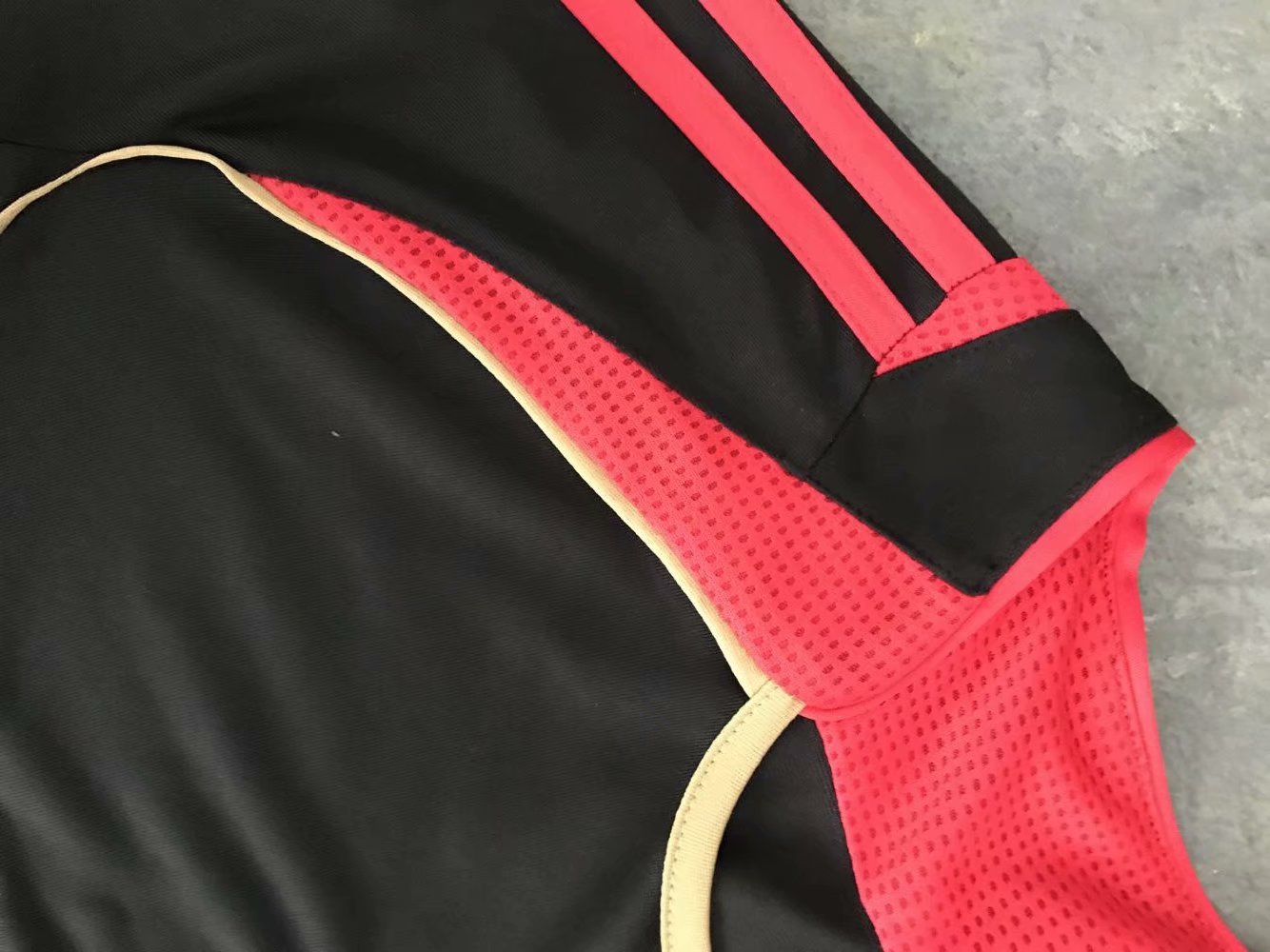 Retro AC Milan 2006/2007 Away Long Sleeve Football Jersey