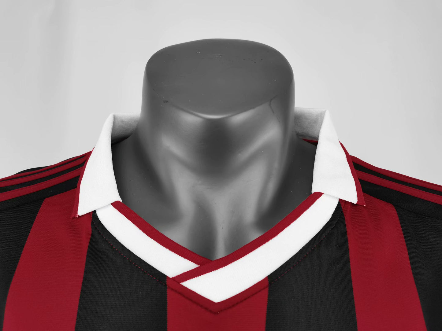 Retro AC Milan 2009/2010 Home Football Jersey