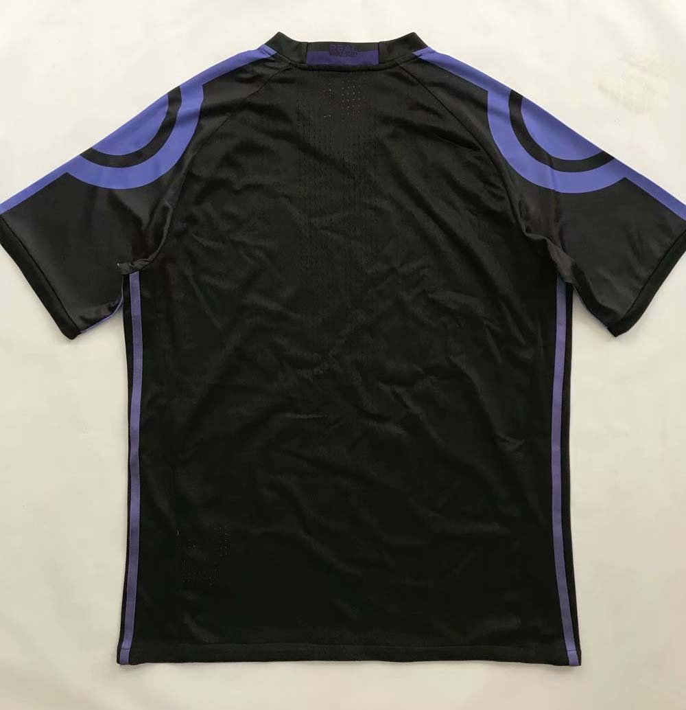 Retro Real Madrid 2016/2017 Away Football Jersey