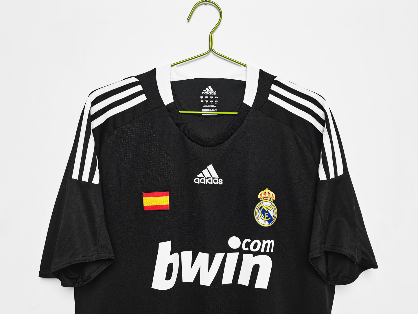 Retro Real Madrid 2008/2009 Away Football Jersey
