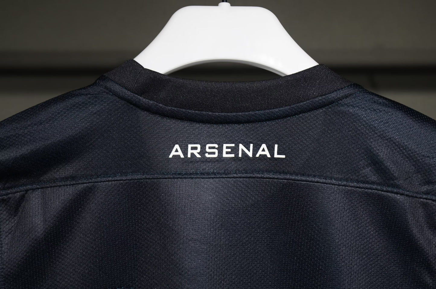 Retro Arsenal 2011 Home Player Version Football Jersey