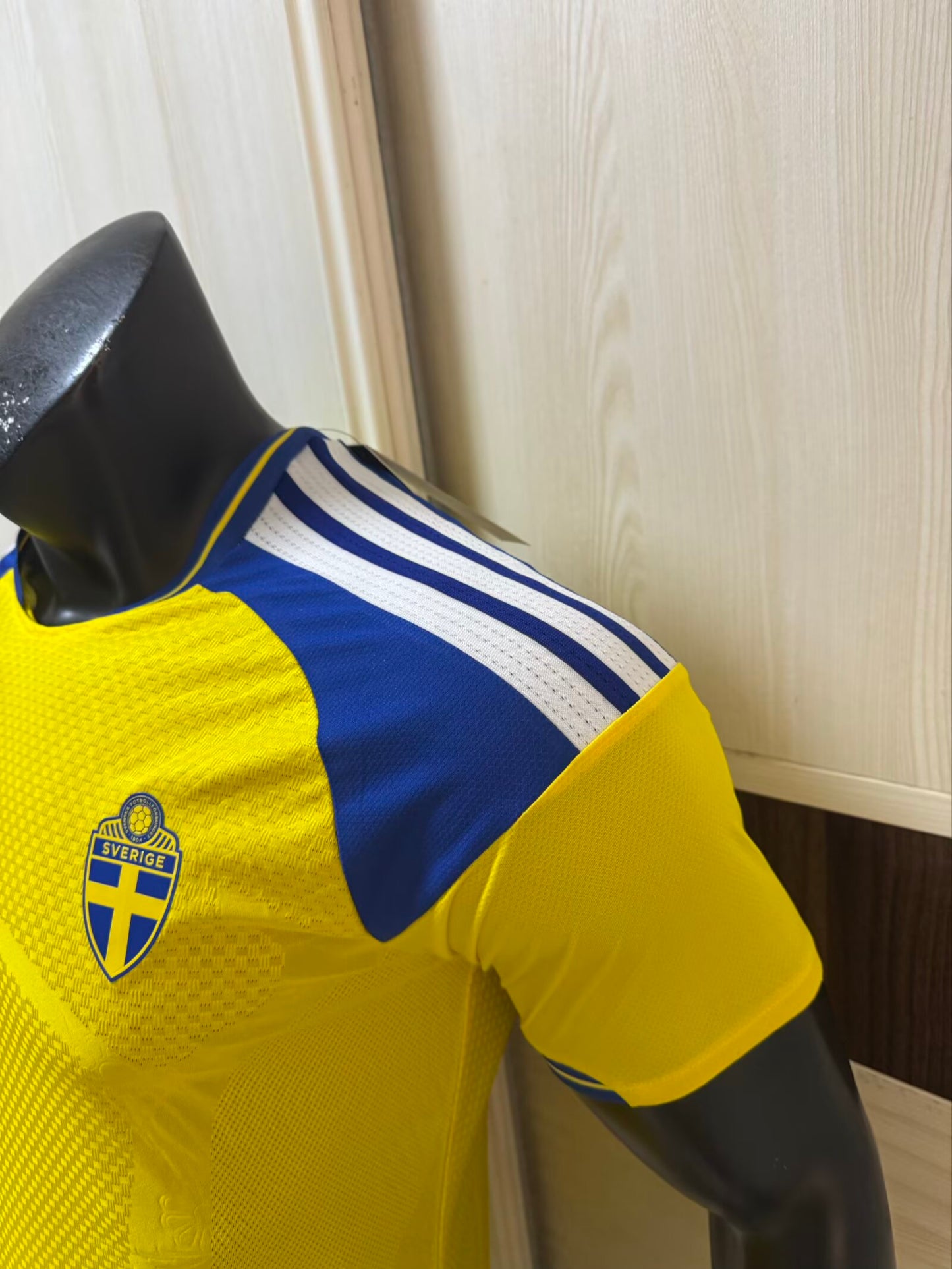 Sweden 2026/2027 Home Player Version Football Jersey