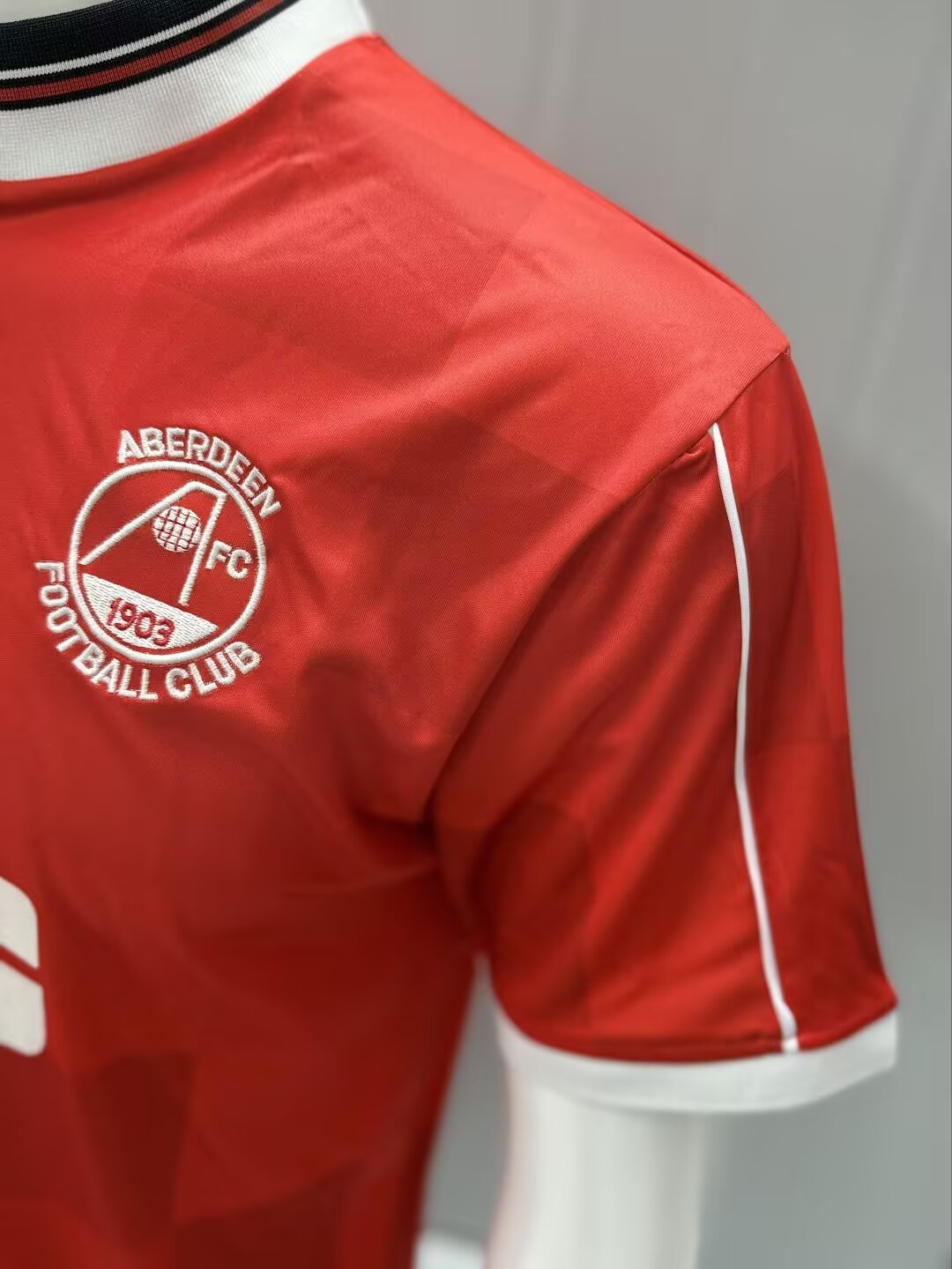 Retro Aberdeen F.C. 1987/1990 Home Fan Version Football Jersey