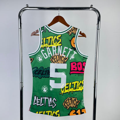 Retro Boston Celtics 1985/1986 Football Jersey